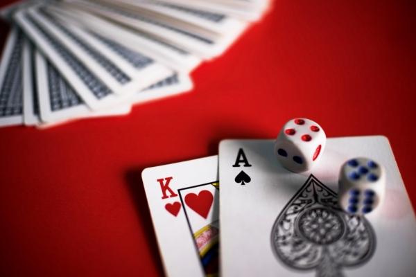 Decoding Blackjack insurance: understanding the rules, meaning, and payouts